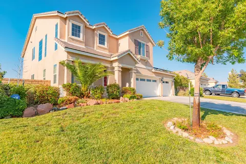 3211 Albret St, Lancaster, CA 93536 photo 4