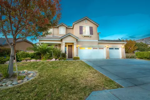 3211 Albret St, Lancaster, CA 93536 photo 1