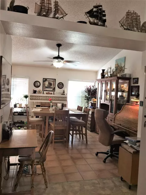 746 Whitlatch Dr E, Lancaster, CA 93535 photo 14