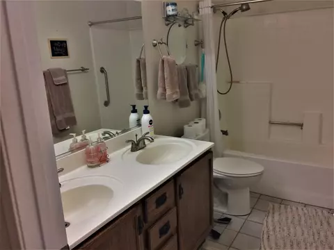 746 Whitlatch Dr E, Lancaster, CA 93535 photo 24