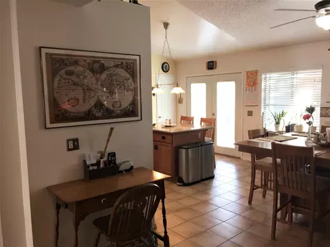 746 Whitlatch Dr E, Lancaster, CA 93535 photo 13