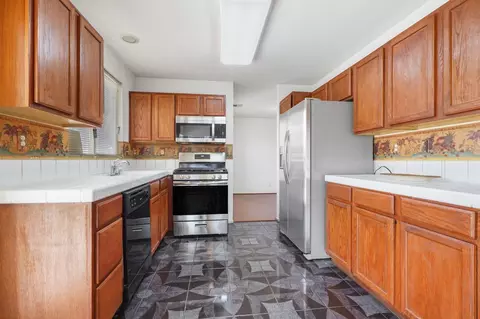 36747 Caldron St, Palmdale, CA 93552 photo 10