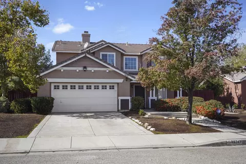 36747 Caldron St, Palmdale, CA 93552 photo 3