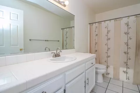 2035 Lightcap St, Lancaster, CA 93535 photo 19