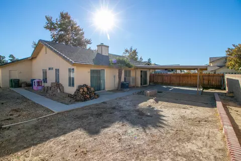 2035 Lightcap St, Lancaster, CA 93535 photo 28