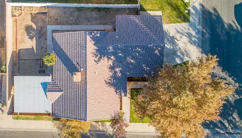 2035 Lightcap St, Lancaster, CA 93535 photo 4