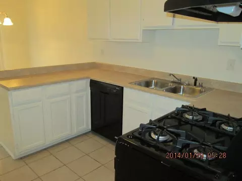339 Lancaster Blvd E, Lancaster, CA 93535 photo 11