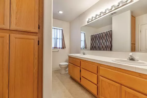 2124 Lightcap St, Lancaster, CA 93535 photo 23