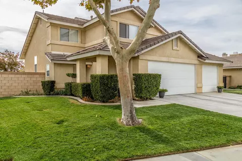 2124 Lightcap St, Lancaster, CA 93535 photo 6