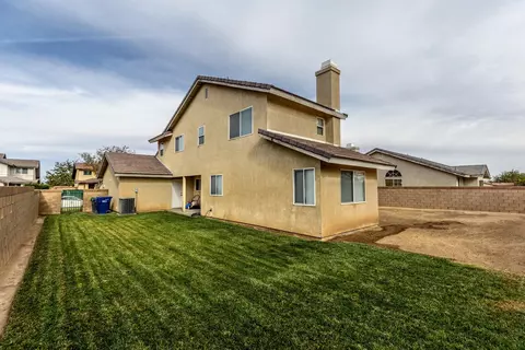 2124 Lightcap St, Lancaster, CA 93535 photo 29