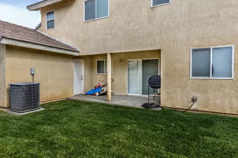2124 Lightcap St, Lancaster, CA 93535 photo 30