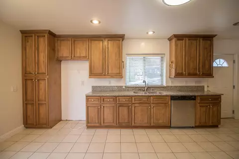 22191 Geneva Dr, Tehachapi, CA 93561 photo 7