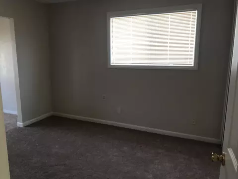 43009 Guyman Ave, Lancaster, CA 93536 photo 9
