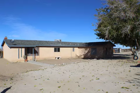 34620 165th St E, Llano, CA 93544 photo 1
