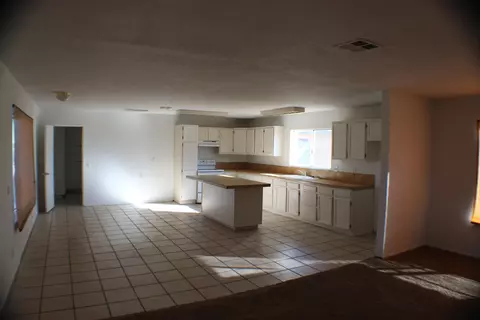 34620 165th St E, Llano, CA 93544 photo 5