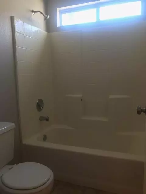 1846 Thistle Ave, Palmdale, CA 93550 photo 9