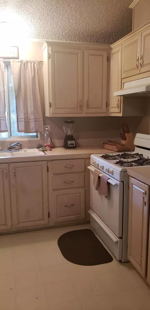 2330 Avenue J8 E #SPC 76, Lancaster, CA 93535 photo 4
