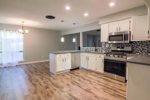37653 28th St E, Palmdale, CA 93550 photo 4