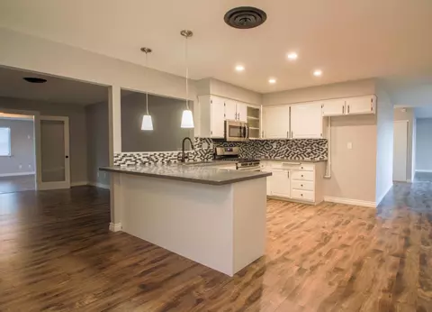 37653 28th St E, Palmdale, CA 93550 photo 5