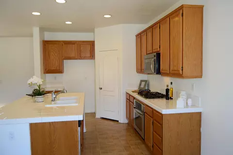 37954 67th St E, Palmdale, CA 93552 photo 5