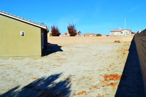 37954 67th St E, Palmdale, CA 93552 photo 16