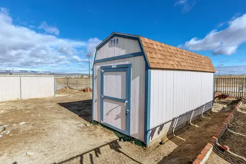 25204 Ave B W, Lancaster, CA 93536 photo 27