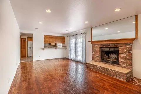 25204 Ave B W, Lancaster, CA 93536 photo 9