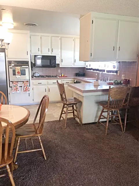 45216 Lorimer Ave, Lancaster, CA 93534 photo 8