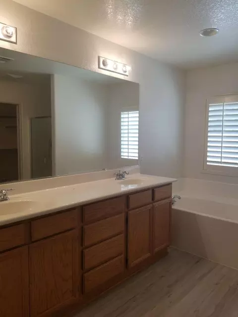 1715 Miki Way E, Lancaster, CA 93535 photo 17