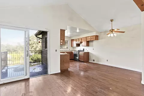 7372 Valaho Ln, Tujunga, CA 91042 photo 9