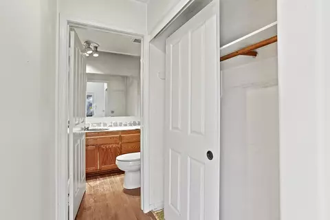 7372 Valaho Ln, Tujunga, CA 91042 photo 12
