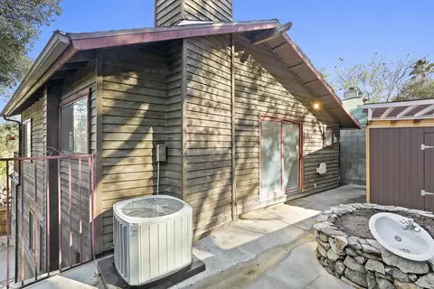 7372 Valaho Ln, Tujunga, CA 91042 photo 13