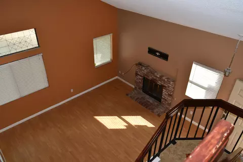 543 Jackman St E, Lancaster, CA 93535 photo 3