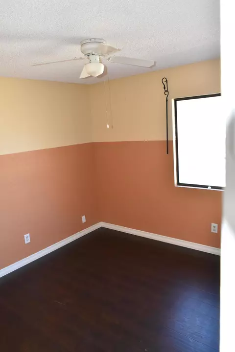 543 Jackman St E, Lancaster, CA 93535 photo 5