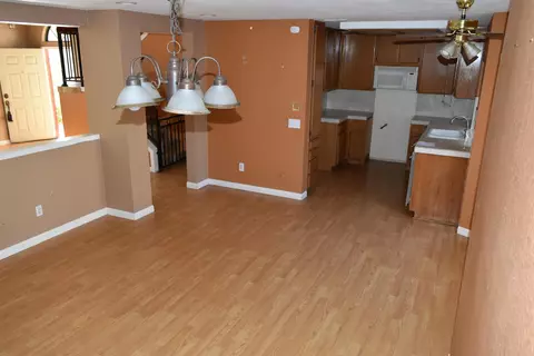 543 Jackman St E, Lancaster, CA 93535 photo 12