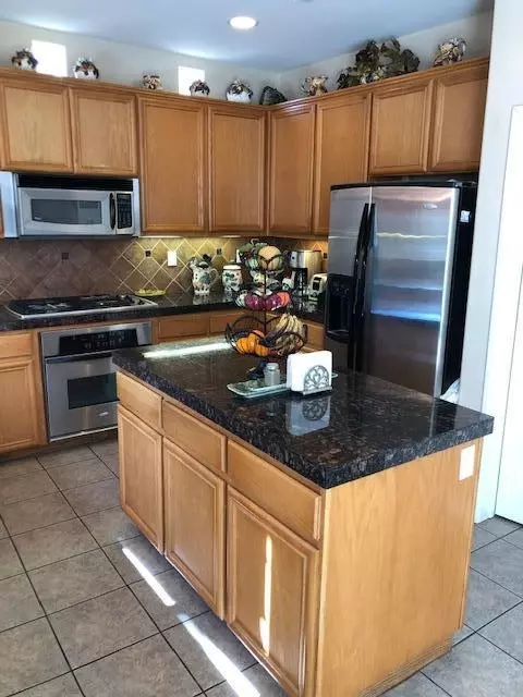 4808 Spur Ave, Lancaster, CA 93536 photo 58