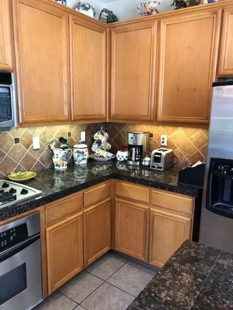4808 Spur Ave, Lancaster, CA 93536 photo 59