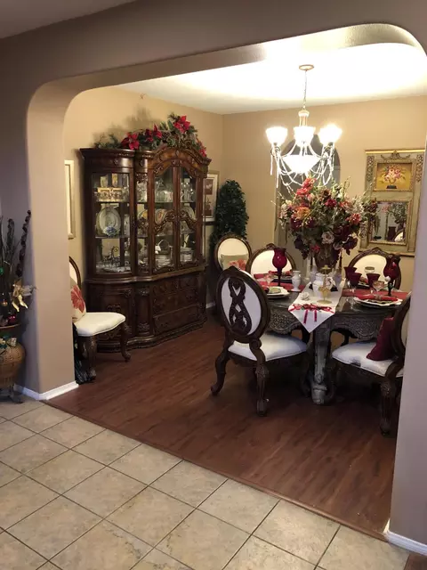 4808 Spur Ave, Lancaster, CA 93536 photo 3