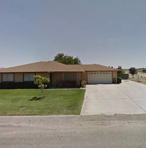 41450 159th St, Lake Los Angeles, CA 93535 photo 1
