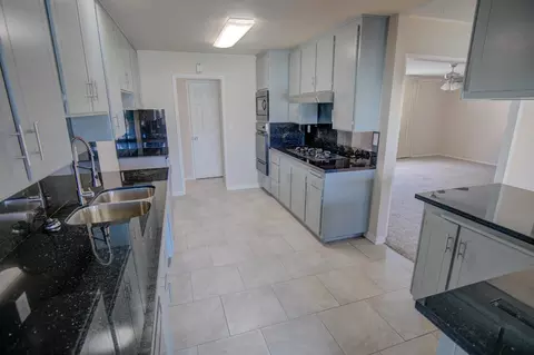 45053 Lorimer Ave, Lancaster, CA 93534 photo 10