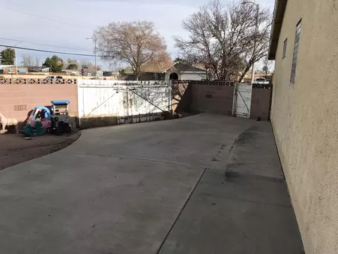 37945 29th St East St E, Palmdale, CA 93550 photo 15