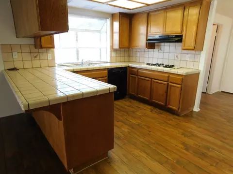 2801 Gus Ct, Lancaster, CA 93536 photo 9