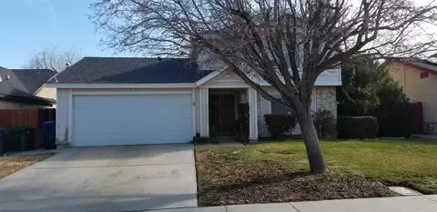 45108 Colleen Dr, Lancaster, CA 93535 photo 3