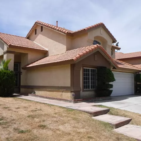 1730 Mesa Dr E, Lancaster, CA 93535 photo 2