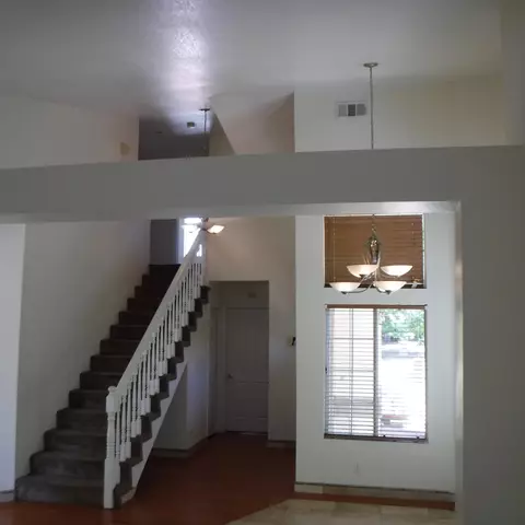 1730 Mesa Dr E, Lancaster, CA 93535 photo 4
