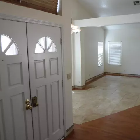 1730 Mesa Dr E, Lancaster, CA 93535 photo 7