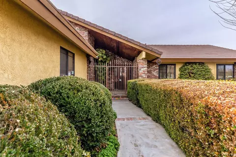 44851 Lorimer Ave, Lancaster, CA 93534 photo 7