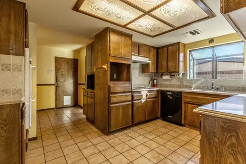 44851 Lorimer Ave, Lancaster, CA 93534 photo 14