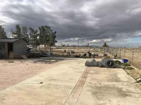 38553 151st St E, Palmdale, CA 93591 photo 5