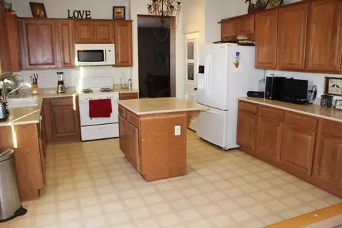 605 Avenue H6 E, Lancaster, CA 93535 photo 5